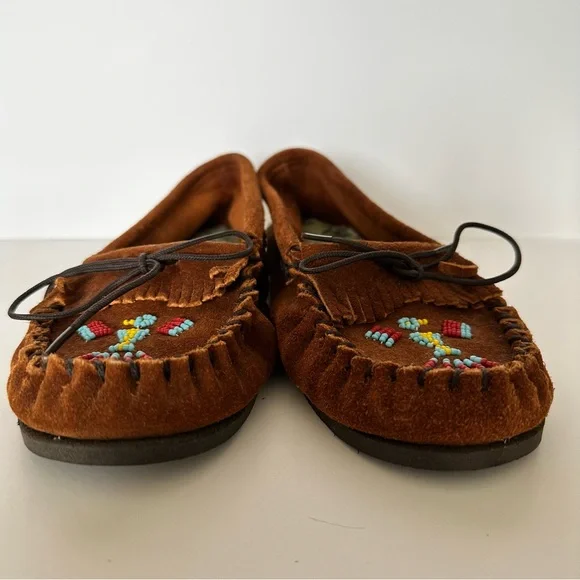 Taos Phoenix moccasins brown suede beaded - Picture 5 of 8